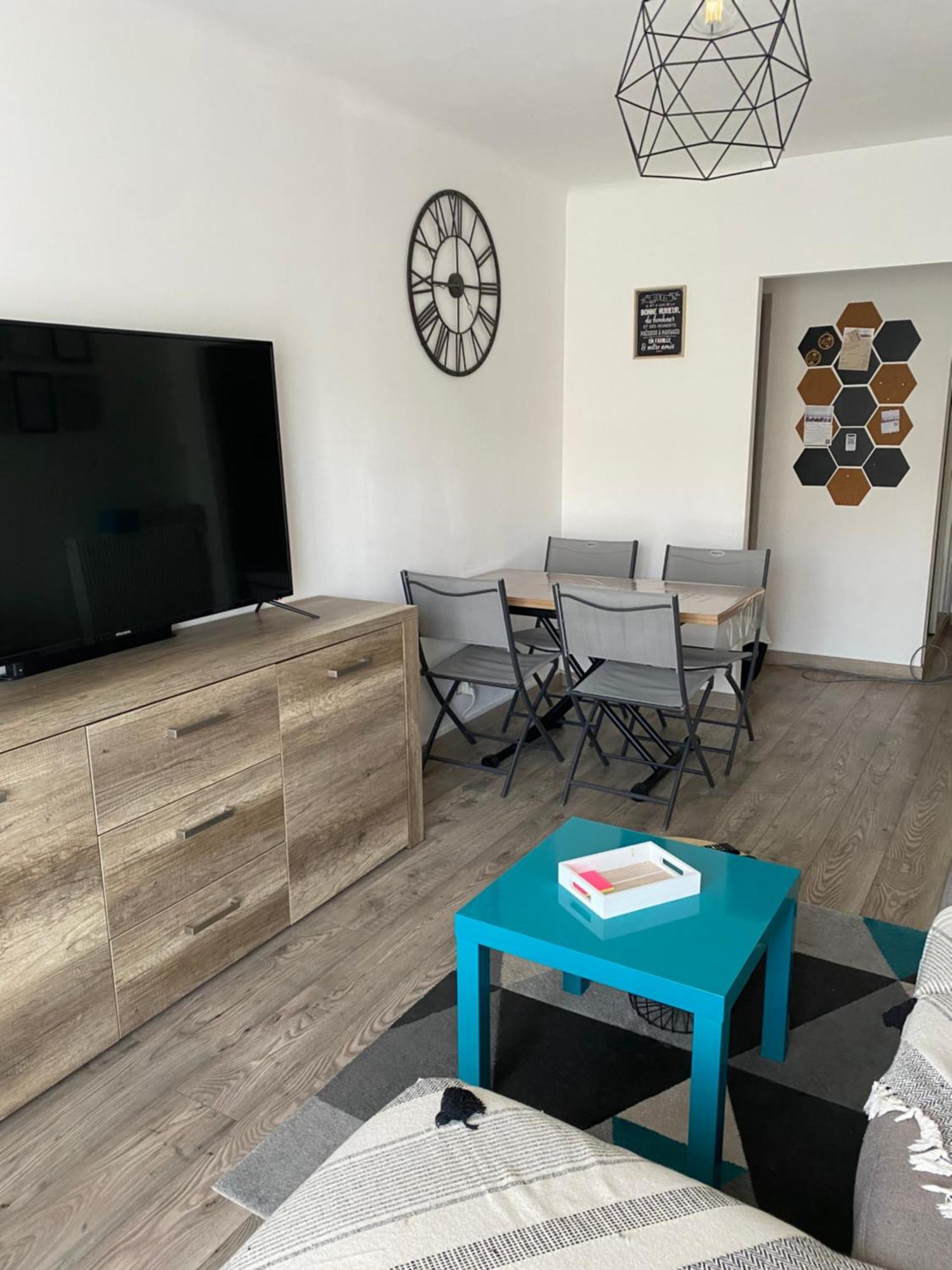 Charmant Appartement 3 Pieces Mandelieu エクステリア 写真